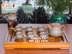 Bộ ấm chén dáng vuông gốm hồng sa, quẹt trắng 350ml