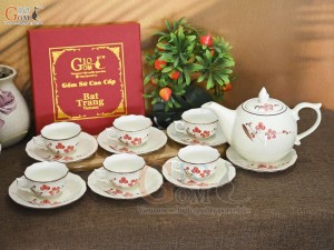 Bộ ấm chén mẫu đơn men kem vẽ hoa Đào đỏ, 650ml