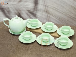 Bộ ấm chén mẫu đơn men ngọc, 650ml