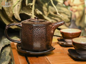 Bộ ấm chén lục giác men băng tuyết vẩy rồng, 400ml