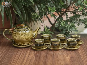 Bộ ấm chén men cổ khắc phố cổ màu vàng rêu, 350ml