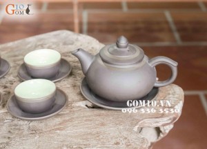 Bộ ấm chén men gốm dáng Chuông chỉ bạc