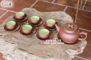 Bộ ấm chén men gốm, dáng Trống đai nâu, chén lòng xanh