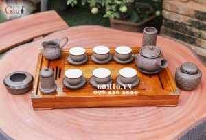 Bộ ấm chén dáng cao quai ngang gốm hồng sa, khắc sao xanh, đẩy đủ phụ kiện 350ml 