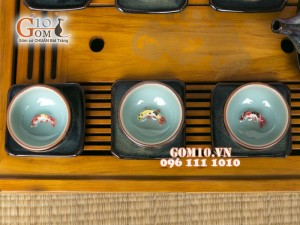 Bộ ấm chén men hỏa biến chén lòng cá