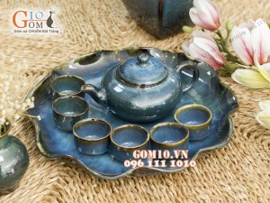 Bộ ấm chén men hỏa biến dáng quả hồng, khay lá sen, đường kính 30cm