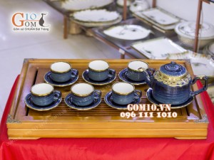 Bộ ấm chén men hỏa biến, dáng vai vuông 350ml bọc đồng