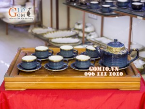 Bộ ấm chén men hỏa biến, dáng vai vuông 350ml bọc đồng