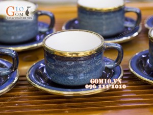 Bộ ấm chén men hỏa biến, dáng vai vuông 350ml bọc đồng