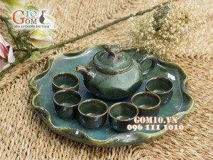 Bộ ấm chén men hỏa biến dáng vuông nắp ếch, khay lá sen
