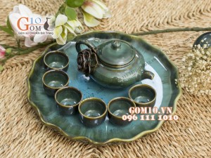 Bộ ấm chén men hỏa biến đắp nổi hoa hồng, khay lá sen