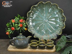 Bộ ấm chén men hỏa biến khay lá sen, dung tích 300ml