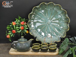 Bộ ấm chén men hỏa biến khay lá sen, dung tích 300ml