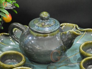 Bộ ấm chén men hỏa biến khay lá sen, dung tích 300ml
