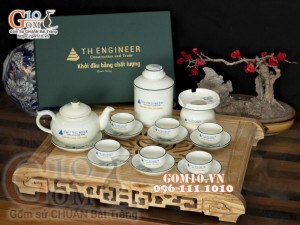 Bộ ấm chén men kem vẽ Sen Xanh in logo