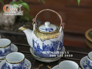 Bộ ấm chén men lam dáng vại cảnh trúc lâm thất hiền, bọc đồng 450ml