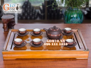 Bộ ấm chén dáng tròn gốm hồng sa, khắc hoa trắng, 300ml