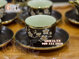 Bộ ấm chén men nâu dáng tống, vẽ hoa mai trắng, bọc đồng, đầy đủ phụ kiện (chưa kèm khay)