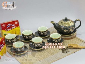 Bộ ấm chén dáng tống rêu, vẽ hoa mai trắng, bọc đồng 350ml