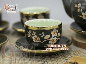 Bộ ấm chén dáng tống rêu, vẽ hoa mai trắng, bọc đồng 350ml