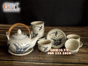 Bộ ấm chén men rạn chuồn khoai, quai mây 300ml