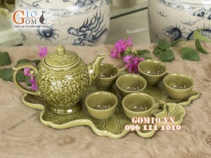 Bộ ấm chén men rêu dáng quả đào, khay lá to