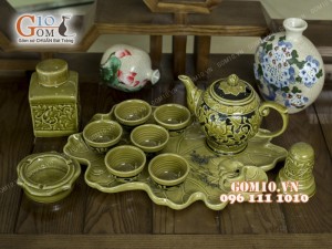 Bộ ấm chén men rêu, dáng quả đào, màu xanh đen, khay lá - đầy đủ phụ kiện