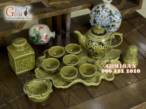 Bộ ấm chén men rêu, dáng quả đào, màu xanh đen, khay lá - đầy đủ phụ kiện