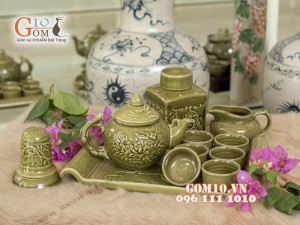 Bộ ấm chén men rêu khắc sen, khay chữ nhật - đầy đủ phụ kiện