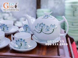 Bộ ấm chén men kem dáng bưởi vẽ sen xanh 600ml