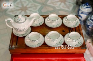 Bộ ấm chén men trắng vẽ sen