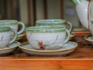 Bộ ấm chén men vuốt camellia vẽ chuồn khoai