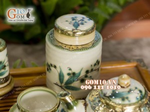 Bộ ấm chén men vuốt dáng chóp vẽ tre, bọc đồng - đầy đủ phụ kiện