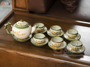 Bộ ấm chén men vuốt dáng gốc cây vẽ hoa mai vàng, dung tích 450ml