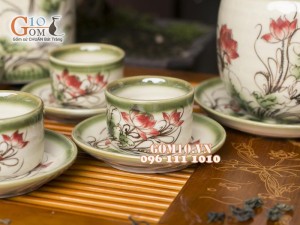 Bộ ấm chén men vuốt, dáng vại vẽ sen đầy đủ phụ kiện