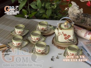 Bộ ấm chén vuông men vuốt, vẽ Đào đỏ 340ml