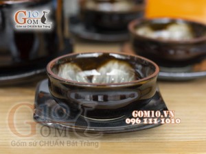 Bộ ấm chén men hoả biến quai đồng, chén lòng hoa