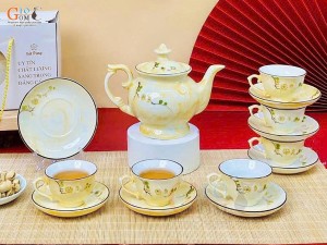 Bộ ấm chén phú quý men đá màu vàng họa tiết hoa Đào xanh, 500ml