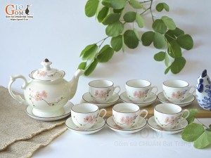 Bộ ấm chén phú quý men kem vẽ Đào phai, 600ml