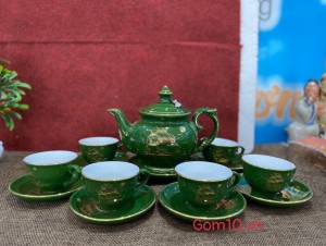 Bộ ấm chén phú quý men màu cảnh Thuận Buồm Xuôi Gió vẽ vàng 24k nền xanh lục bảo, 500ml