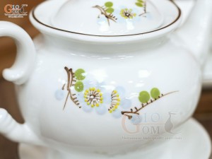 Bộ ấm chén phú quý men trắng họa tiết hoa Đào xanh, 500ml