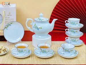 Bộ ấm chén phú quý men trắng họa tiết hoa Đào xanh, 500ml