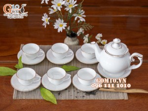 Bộ ấm chén phú quý men trắng kẻ chỉ vàng kim,dung tích 500ml