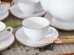 Bộ ấm chén phú quý men trắng kẻ chỉ vàng kim,dung tích 500ml