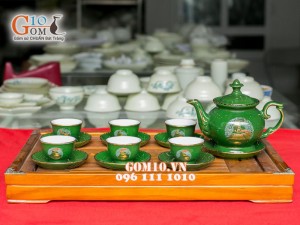 Bộ ấm chén phú quý xanh vẽ công, kẻ chỉ vàng kim