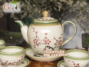 Bộ ấm chén quả đào men vuốt, vẽ hoa đào 600ml, 3 món phụ kiện