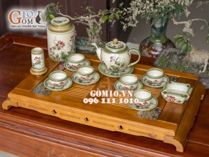 Bộ ấm chén quả đào men vuốt, vẽ sen, đầy đủ phụ kiện 750ml