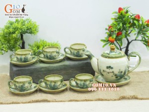 Bộ ấm chén quả đào men vuốt, vẽ tre xanh 500ml (Chén có quai)