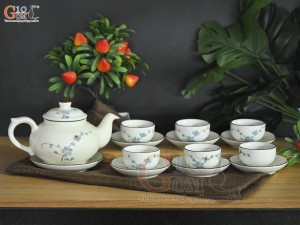 Bộ ấm chén quả hồng dẹt men kem hoa Đào xanh, 350ml