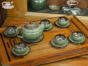 Bộ ấm chén quả hồng men hỏa biến xanh ngọc, chén lòng hoa, 350ml